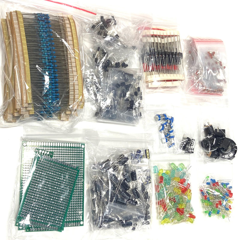 1818PCS Componenti Elettronici - Capacitor Kit Assortment recensione e prezzo